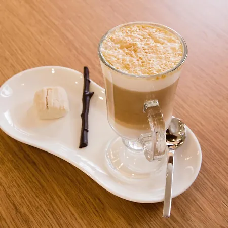 Holiday Inn Antalya - Lara By Ihg-2